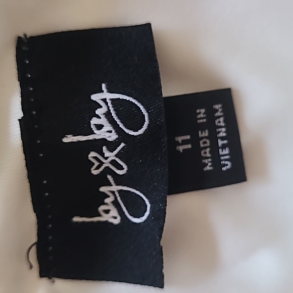 Lace Dress - Picture 3 of 3